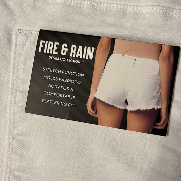 Fire and rain Hi-Rise shorts denim size 11 - Picture 5 of 5